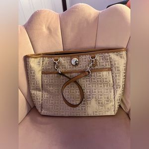 Tommy Hilfiger purse